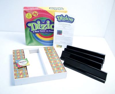 Dizios A New Twist On Dominos! COMPLETE Mindware Games 2009 Match Colors Ages 6+