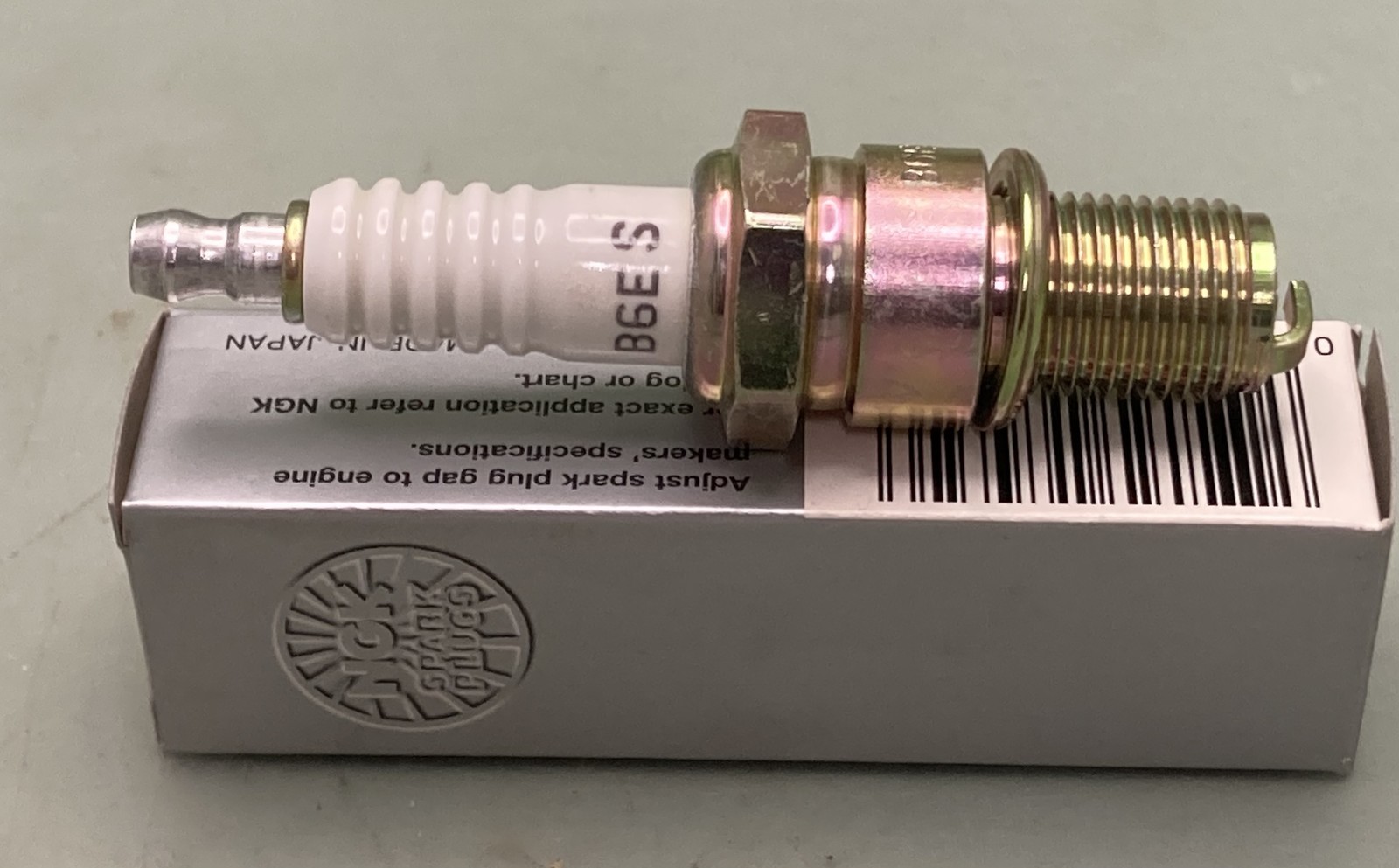 Qty 2 NGK 7432 Spark Plug B6ES New Genuine