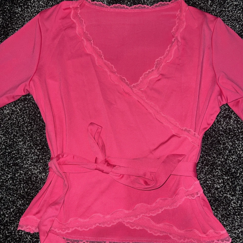 Pink Stretch Faux  Wrap Top With Lace Trim. Bell Sleeves And  Belt. Size S. - Image 3 of 4