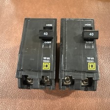 Lot of 2 SQUARE D QO240 40 AMP CIRCUIT BREAKER 120/240VAC 2 POLE 10kA 2P 40A QO