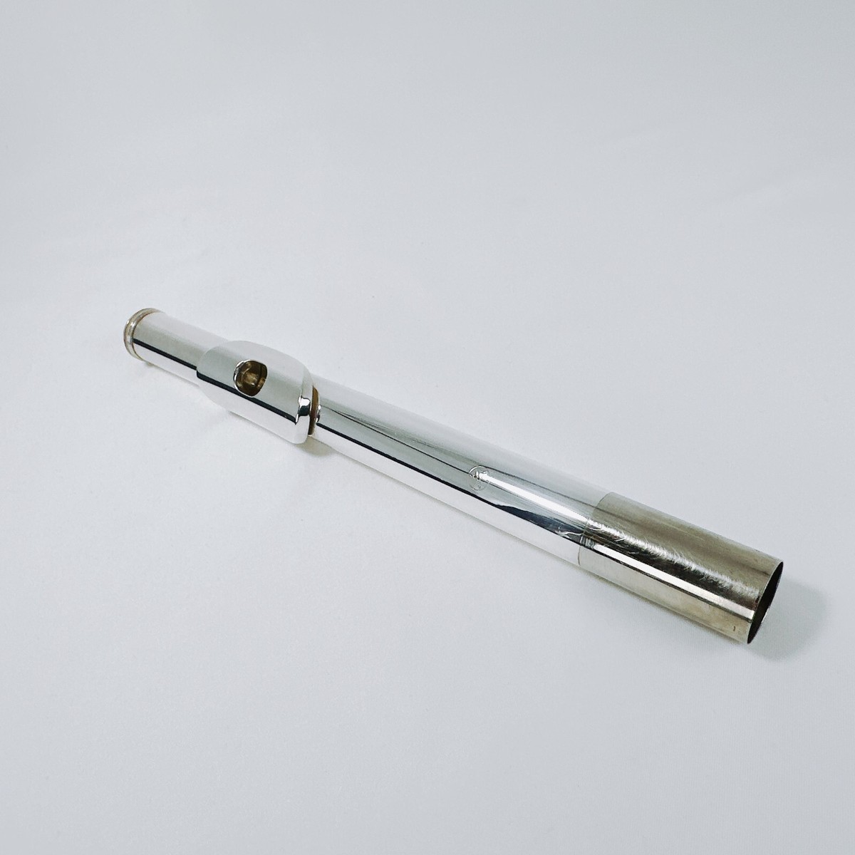 YAMAHA YFL 211S Includes CONCERT FLUTE Silver Plating with YAMAHA YFL 211S Includes CONCERT FLUTE Silver Plating with