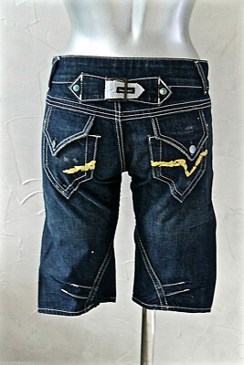 joli bermuda short en jeans GUESS taille 34-36 (W25) quasi neuf
