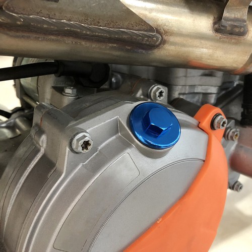 CNC Oil Filler Plug Cap For Husqvarna TC50/65 2017-2023 TC85/125/250 2014-2023 - Foto 2 di 6