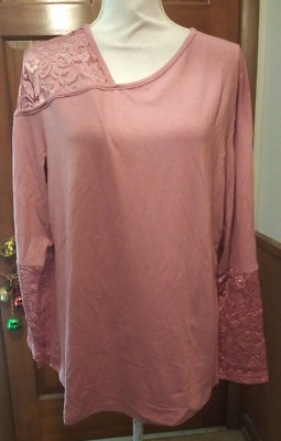 Amazon Essentials Size X-Large Lace on Shoulder & Sleeves Shiny Leaves AE92