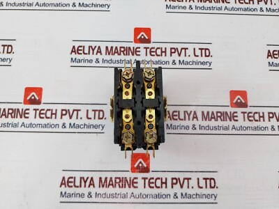 Arrow Hart C302U30 Magnetic Contactor 208/240 VAC 50/60Hz