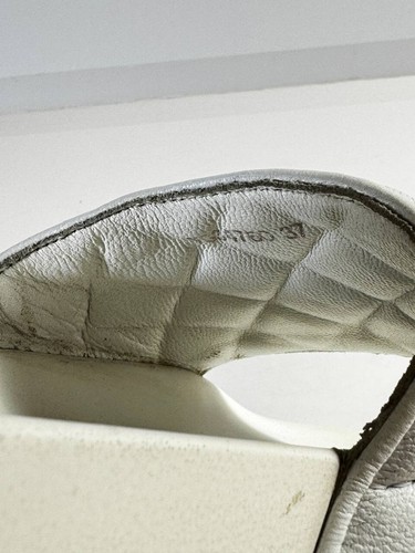 Chanel Iconic Sun Deck Rare Quilted Ivory CC Logo Slides – EU 37 (US 6.5) - Picture 6 of 8