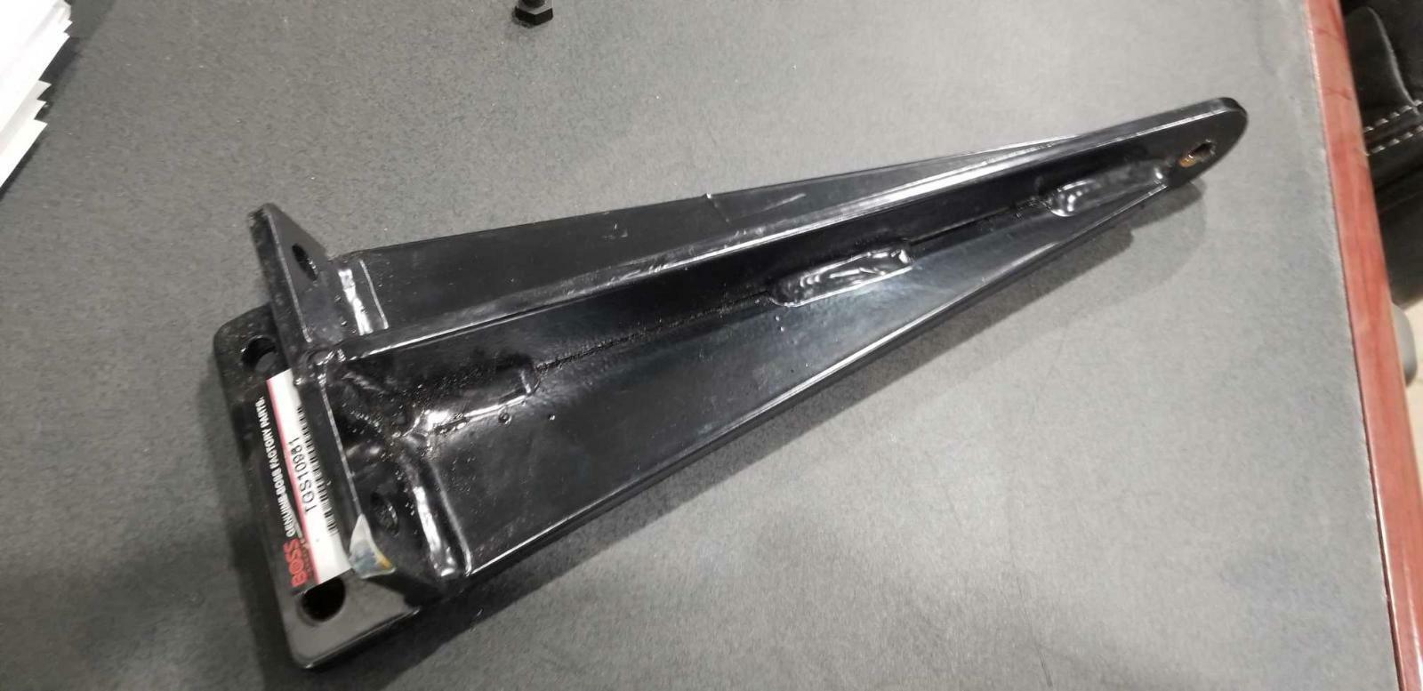 TGS10981 Bumper Bracket For TGS800 Boss Salt Spreader. eBay