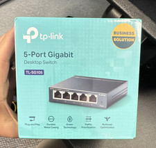 TP-LINK TL-SG105 5-Port Gigabit Unmanaged RJ-45 Standalone Desktop Switch