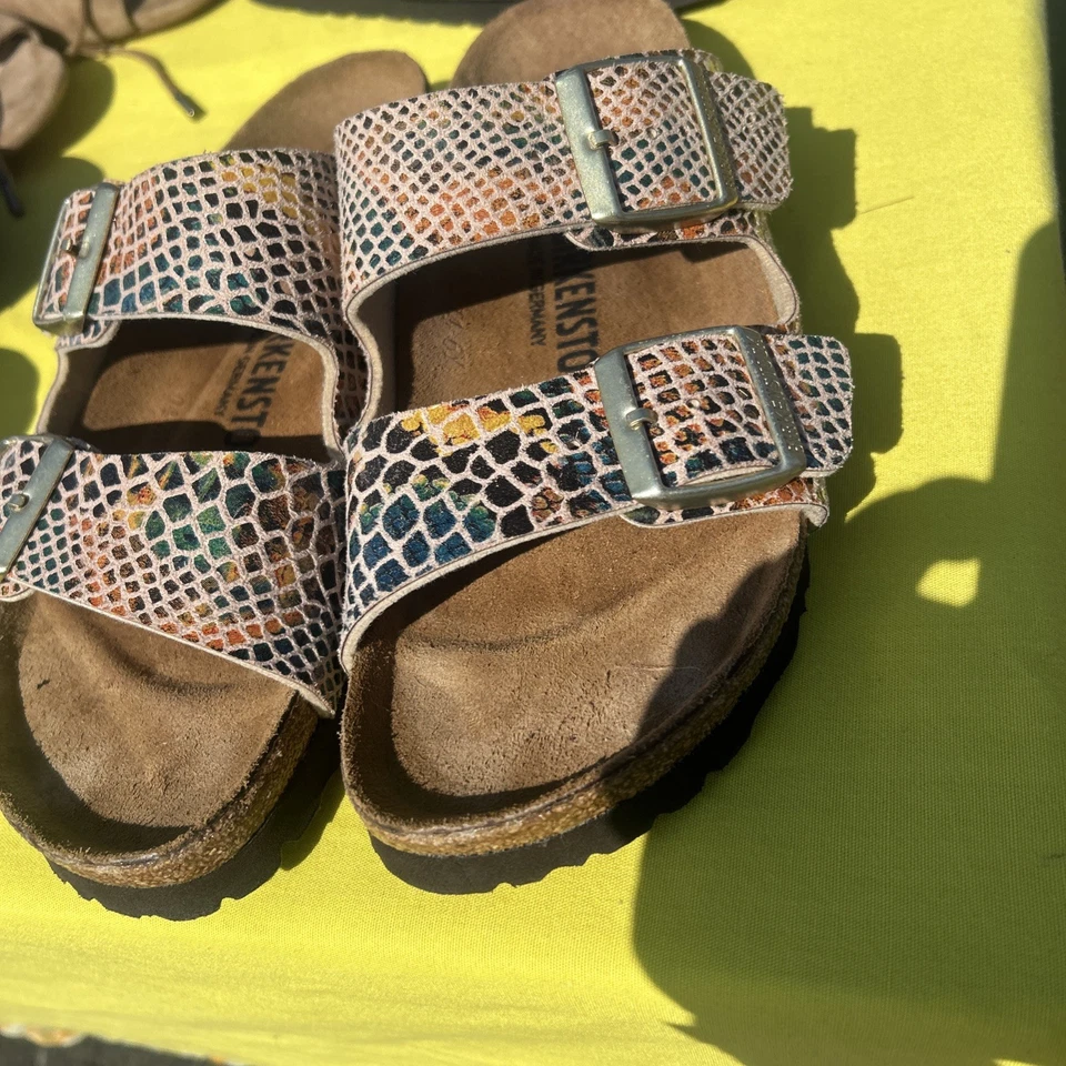 Birkenstock Arizona Mujer Metálico Brillante Pitón Serpiente Talla 38 EU / 7 US Foto 2 de 4