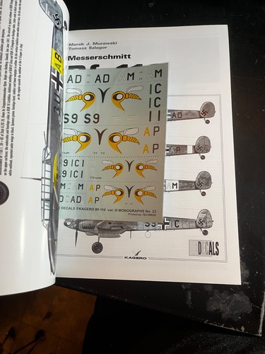 Messerschmitt Bf-110 KAGERO #Monographs No.23 VOL.III DUAL TEXT FREE DECALS - Picture 11 of 11