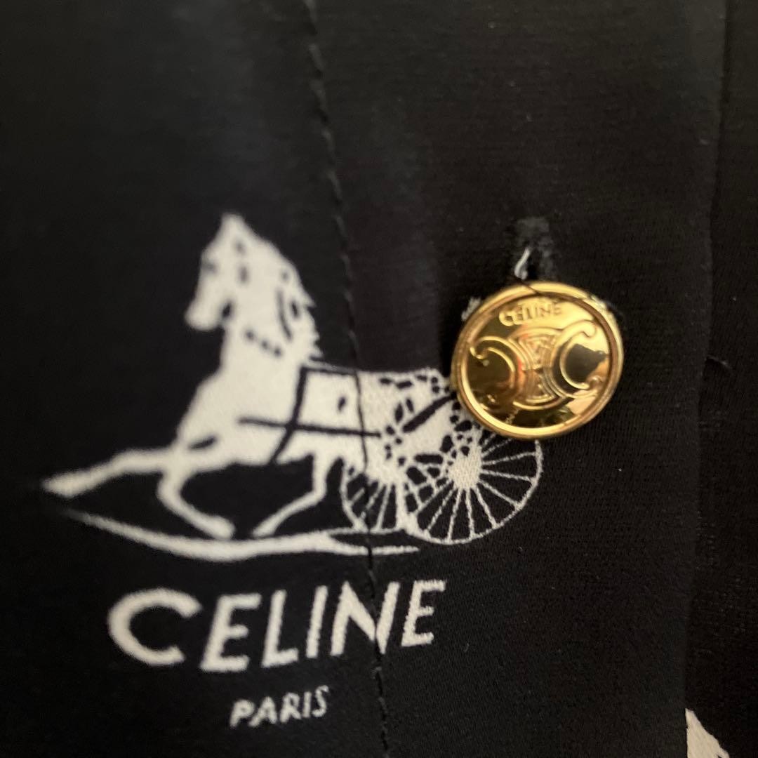 CELINE Carriage pattern triomphe button short sle… - image 3