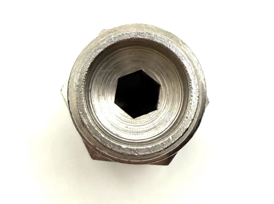 3PC 6mm Pneumatic PC06-02 1/4" BSPT R1/4 Male Thread Push Connect 14mm Brass - Image 2 of 3