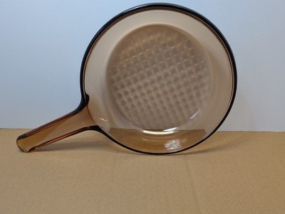 Visions Corning Ware Waffle Bottom Frying Pan Skillet Amber Glass 7'' USA