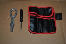 BMW E81 E87 E93 Z4 Werkzeugtasche Bordwerkzeug Schraubendreher Abschlepphaken