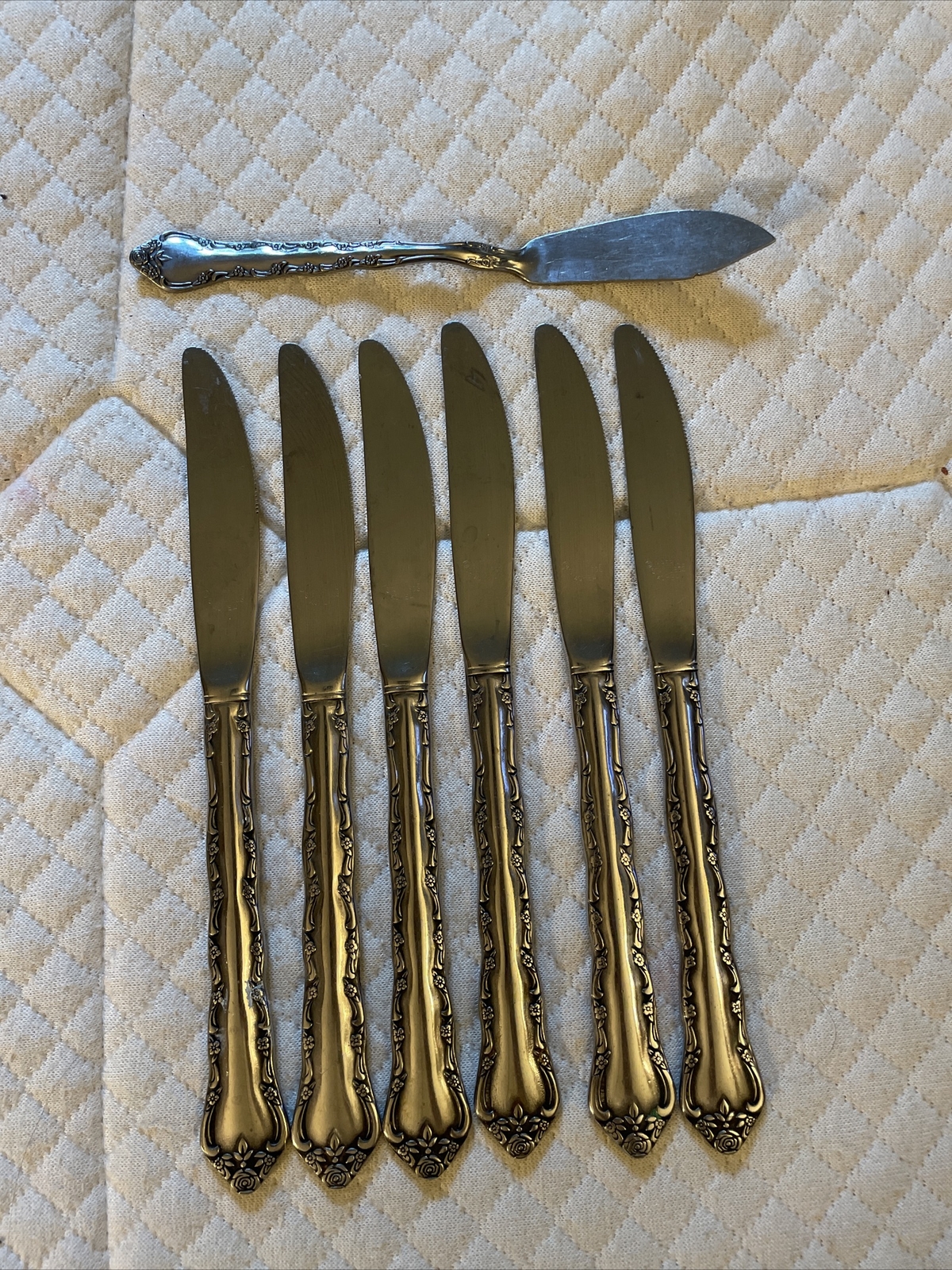 Picture 1 of 6