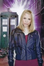 BILLIE PIPER signed Autogramm 20x30cm DOCTOR WHO in Person autograph COA