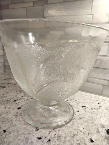 Indiana Glass Punch Bowl Pebble Leaf Design - 9x10 With Ladel EUC Clear Vintage - Picture 7 of 17