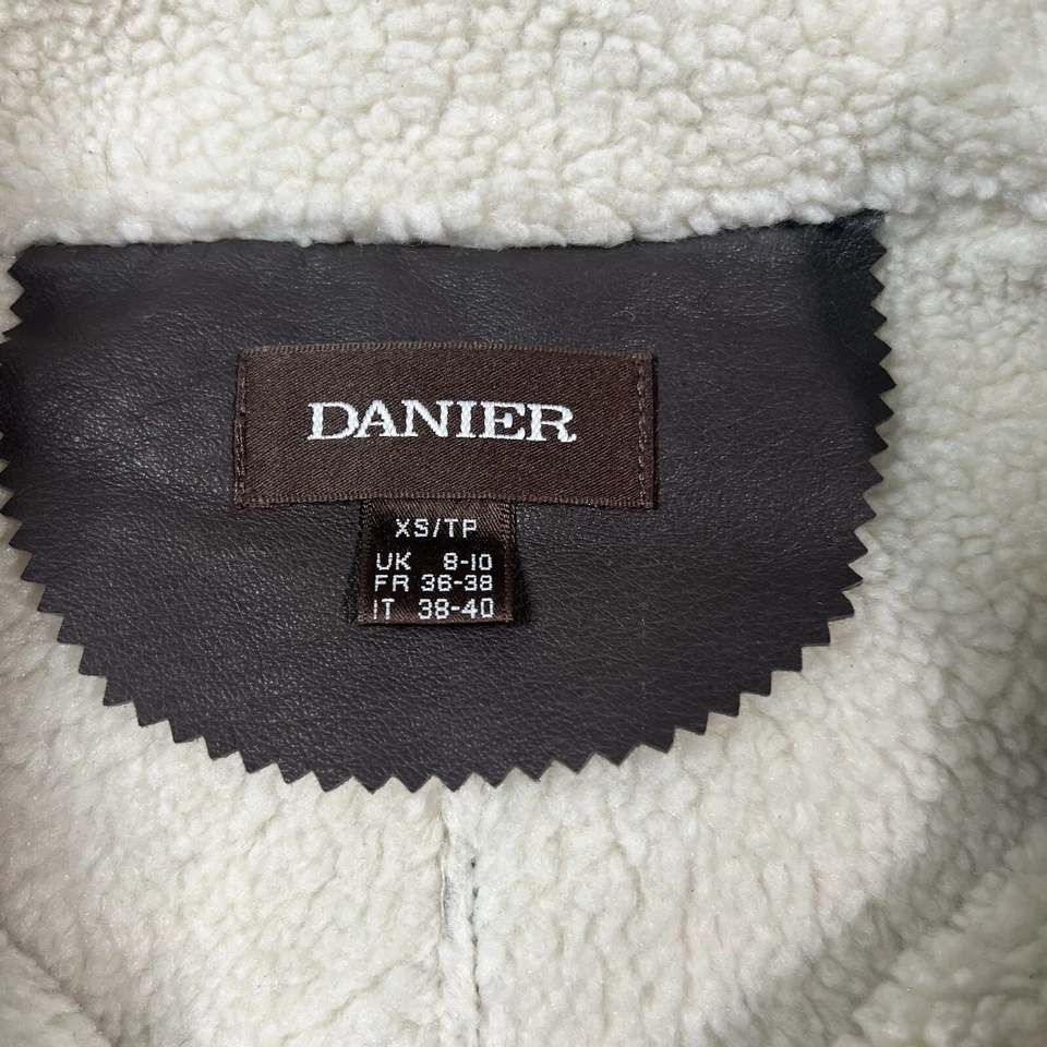 Chaqueta de Cuero Danier Marrón Xpequeña Aviador Bombardero Cuello de Oveja Cremallera Cruzada Foto 4 de 4