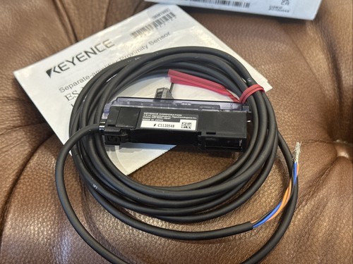 NEW SURPLUS Keyence ES-M1P Separate Amplifier Proximity Sensor FAST SHIPPING - Picture 7 of 10