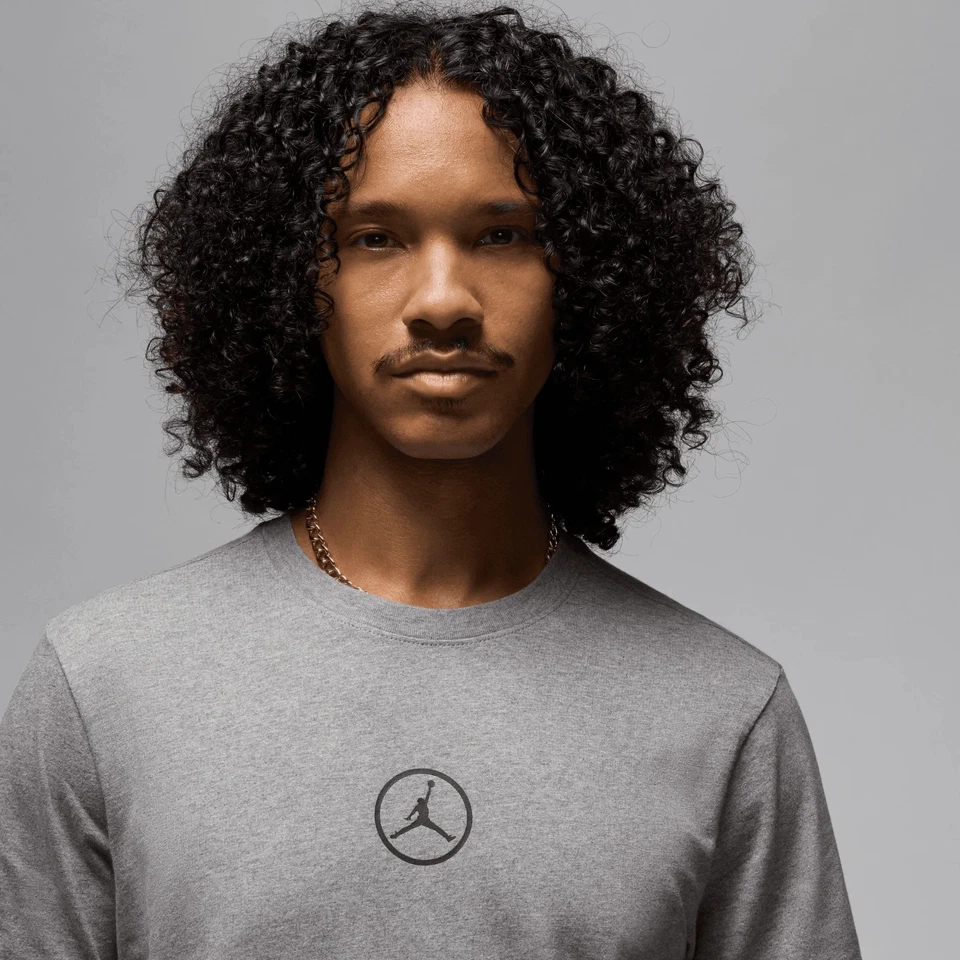 Camiseta Top Jordan Flight Essentials Para Hombre Manga Corta Algodón Gris Grande Foto 4 de 4