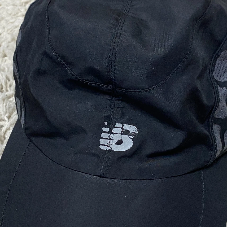 Gorra New Balance Panel Negra Correa Talla Única Correr Ciclismo Aire Libre Hombres Foto 2 de 4