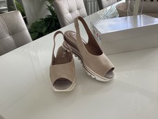  Daniel Beige Peep Toe Wedge Sadals 38/5