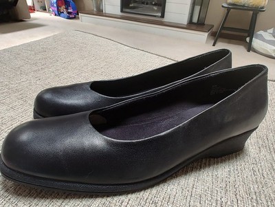   Softspots Wedge Black Leather Style Pump Shoes Size 9.5 N