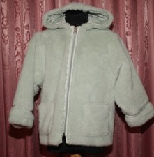 KANZ ☺ Jacke mit  Kapuze + Reißverschl. ☺ Gr. 98 *TOP* zart mint farbene "Fell" 