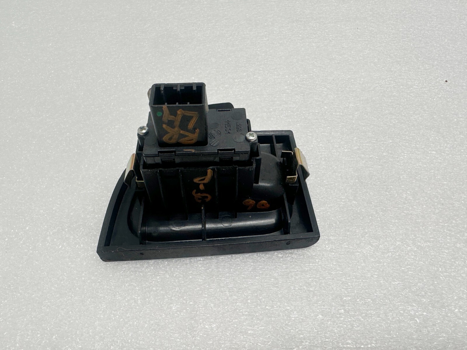 Maserati Quattroporte 2003-2012 REAR+LEFT Window switch