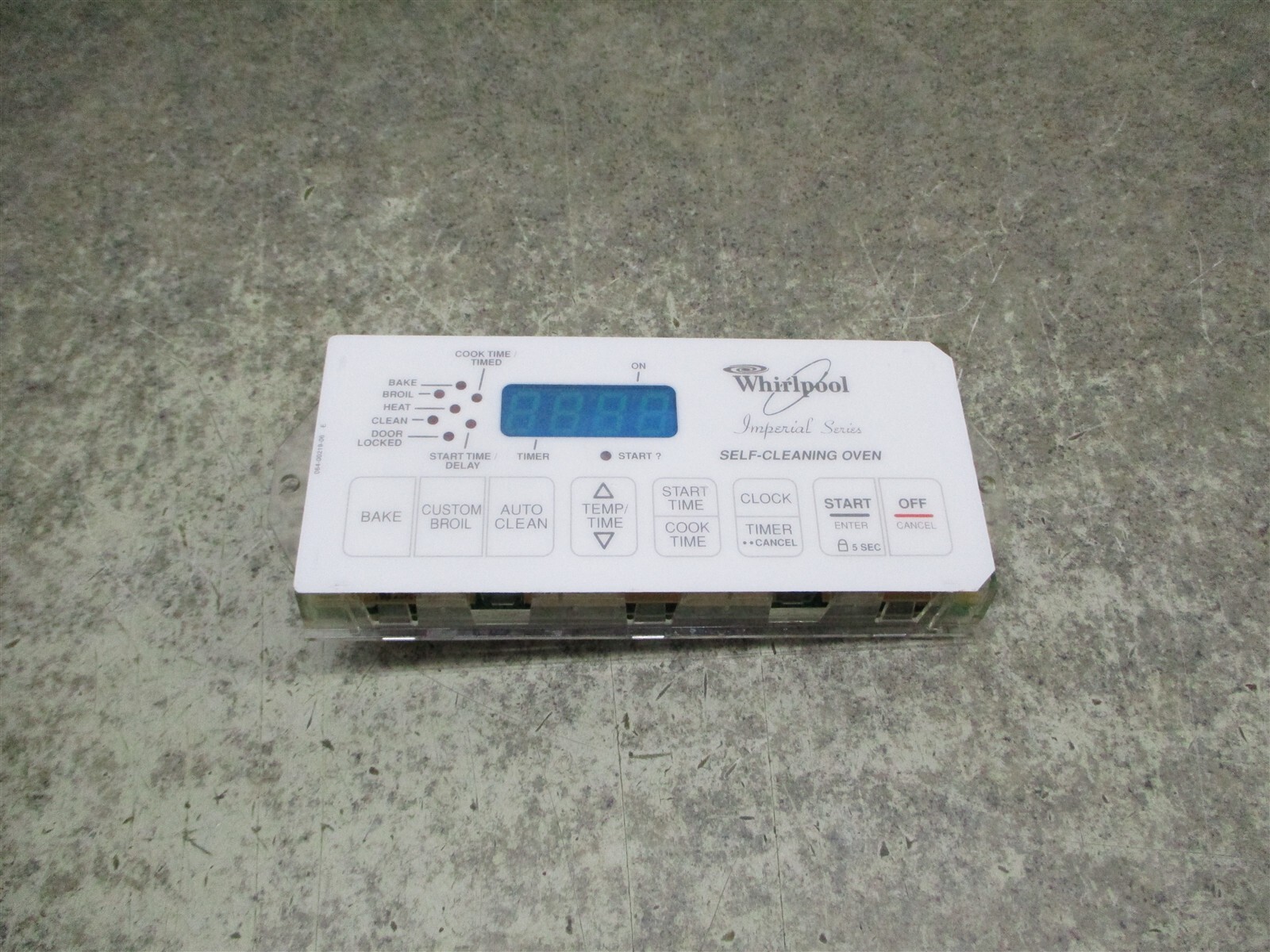 Whirlpool Range Control Board with Cracked Screw Holes Part 8522997 6610456