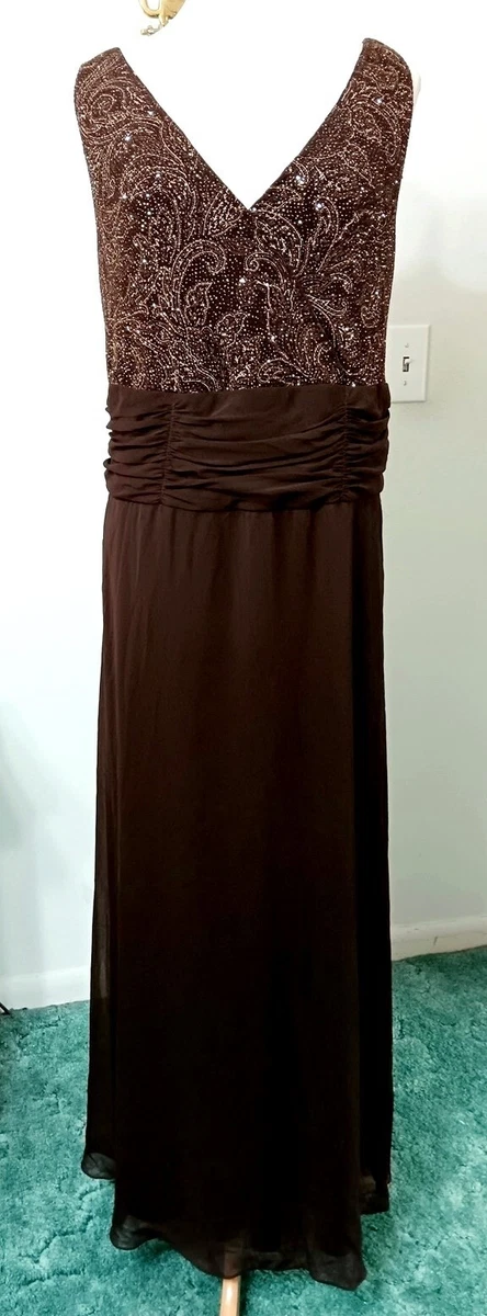 purple chiffon evening dress Zapakasa Women Sparkly Gold Metallic Long Formal Dress V-Neck A-Line  Pleated Evening Dress with Slit