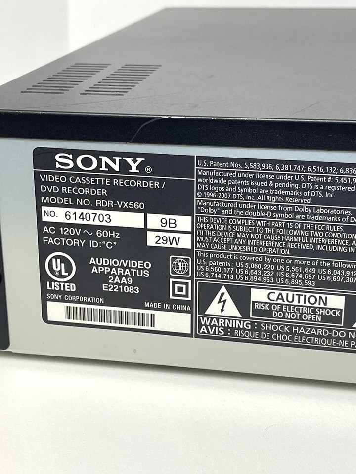 Sony RDRVX560 VCR VHS / DVD Recorder Combo Player HDMI No Remote
