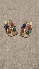 VINTAGE GOLD PLATE CLIP-ON EARRINGS SCARAB CABOCON EGYPTIAN REVIVAL