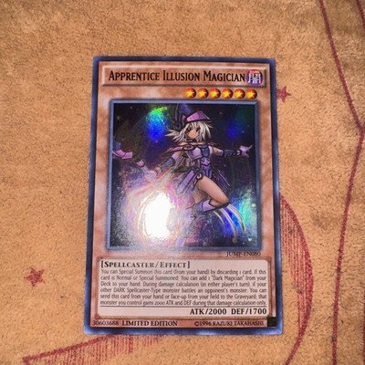   YUGIOH Apprentice Illusion Magician JUMP-EN080 Ultra Rare Limited Edition NM