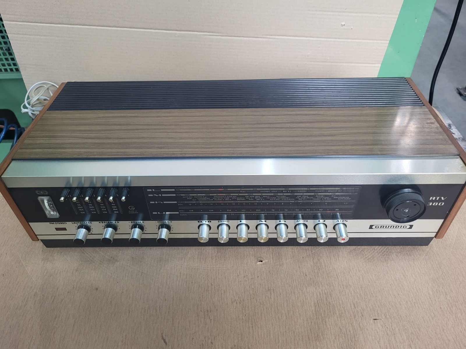 GRUNDIG RTV 380 Vintage Radio 