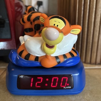 VTG Tigger Digital Alarm Clock Nightlight Auto On/Off Sensor Child Safe * Tested