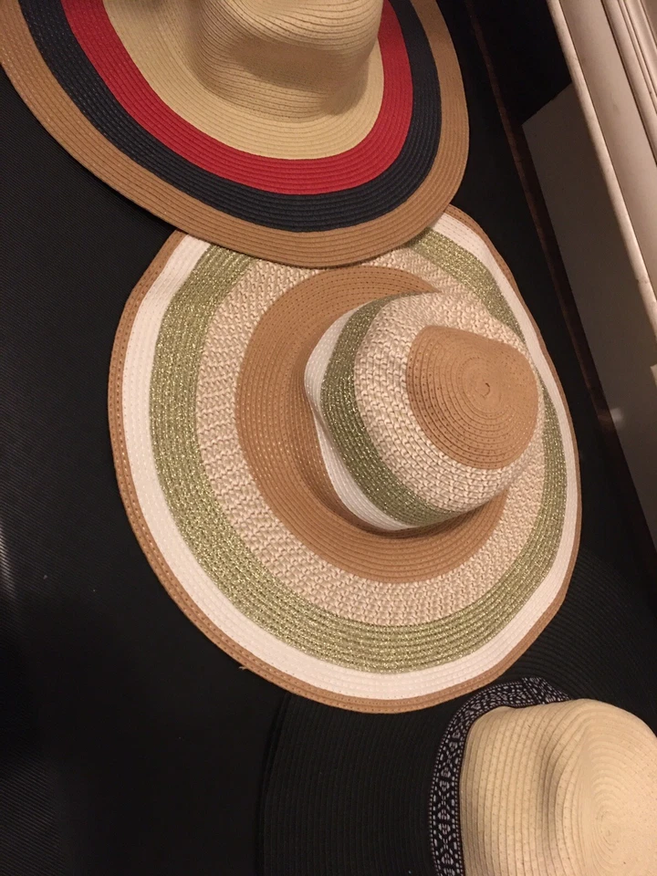 Merona Womens Floppy Wide Brimmed Straw Hats Multiple Buy Discounts - Image 2 of 3