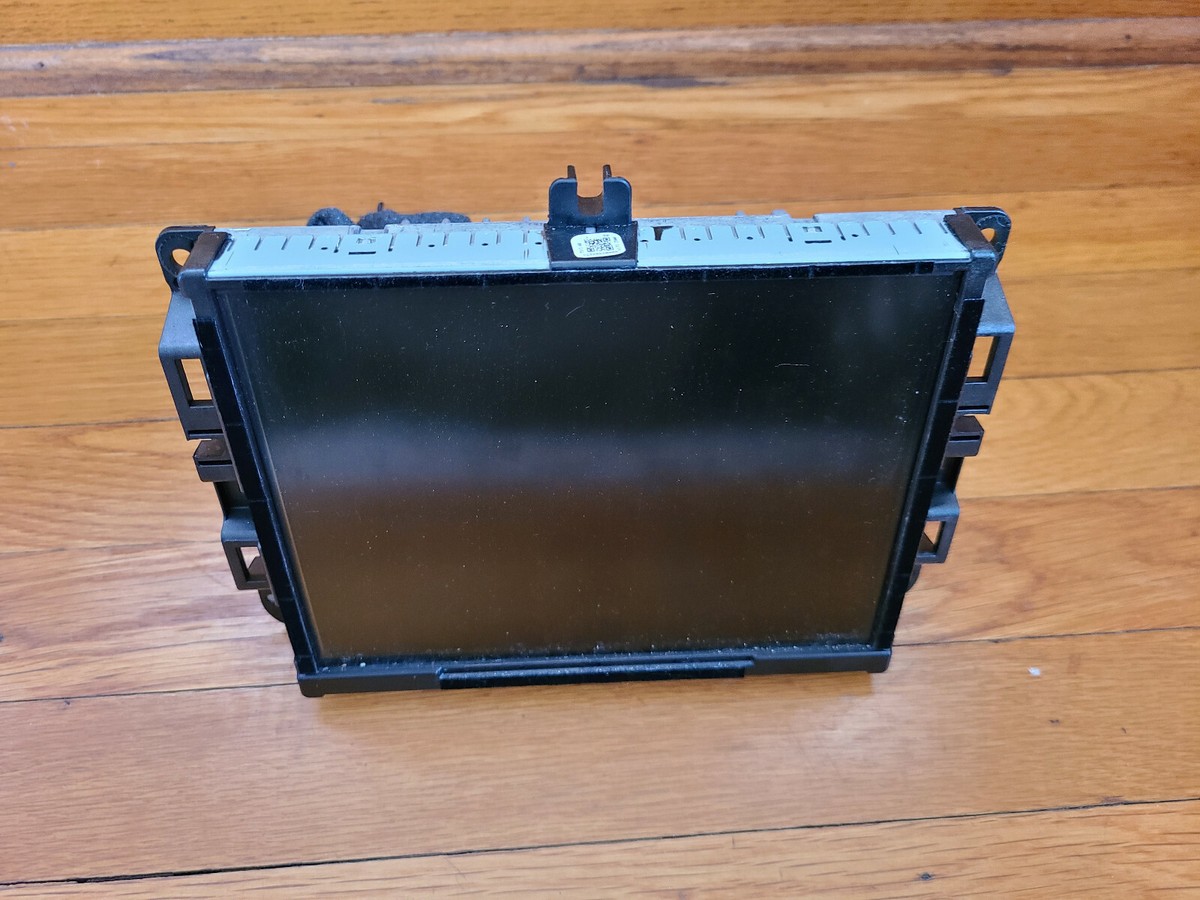 14-17 Jeep Grand Cherokee Uconnect Radio 8.4'' RA4 Display Screen
