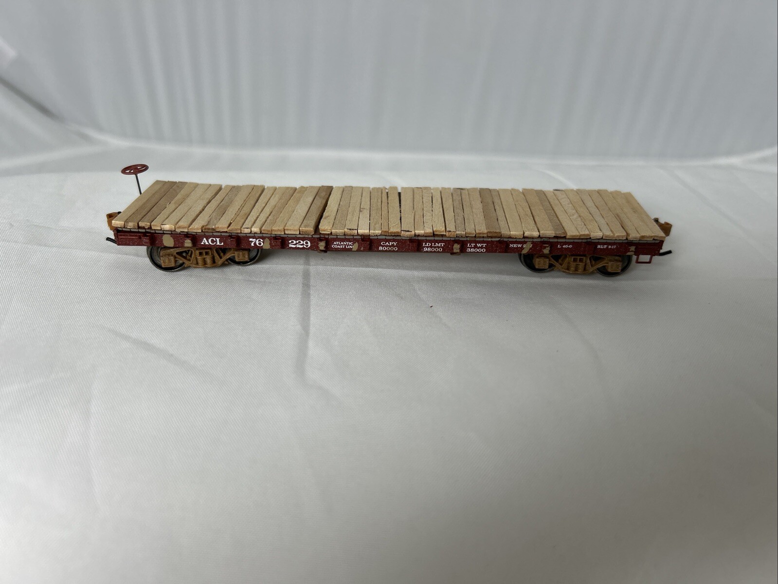 Picture 2 of 6