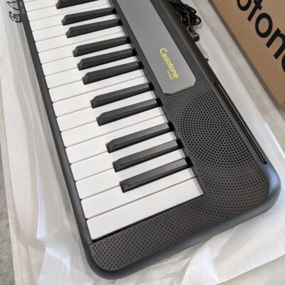 Casio Casiotone LK-S245 Lighted 61 Key Digital Keyboard Bundle w