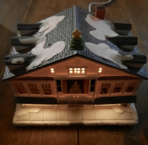 Hawthorne Porchlight Collections "Rockwell's Studio" Lighted Ceramic Sculpture - Picture 14 of 18