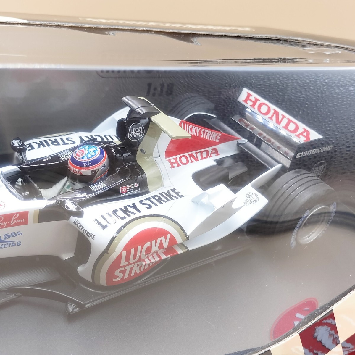 MINICHAMPS 1/18 BAR Honda 007 Takuma Sato #4 LUCKY STRIKE