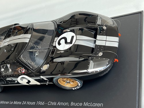 EXOTO 1966 Ford GT40 Mk2, modello pressofuso limitato, scala 1:10, incl. vetrina - Foto 19 di 22