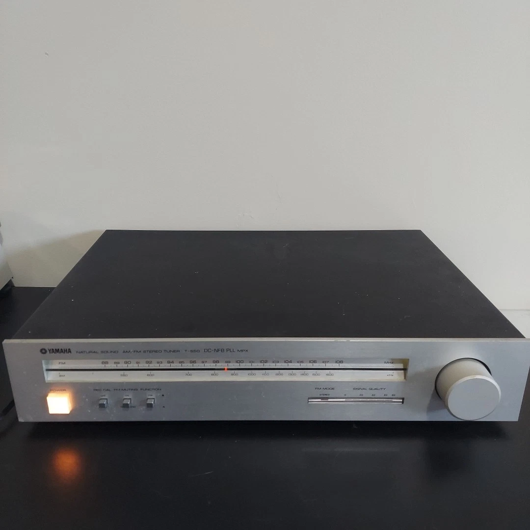 Tuner hifi - YAMAHA Modèle T-560 FM/AM, années 1970/80 Made in Japan