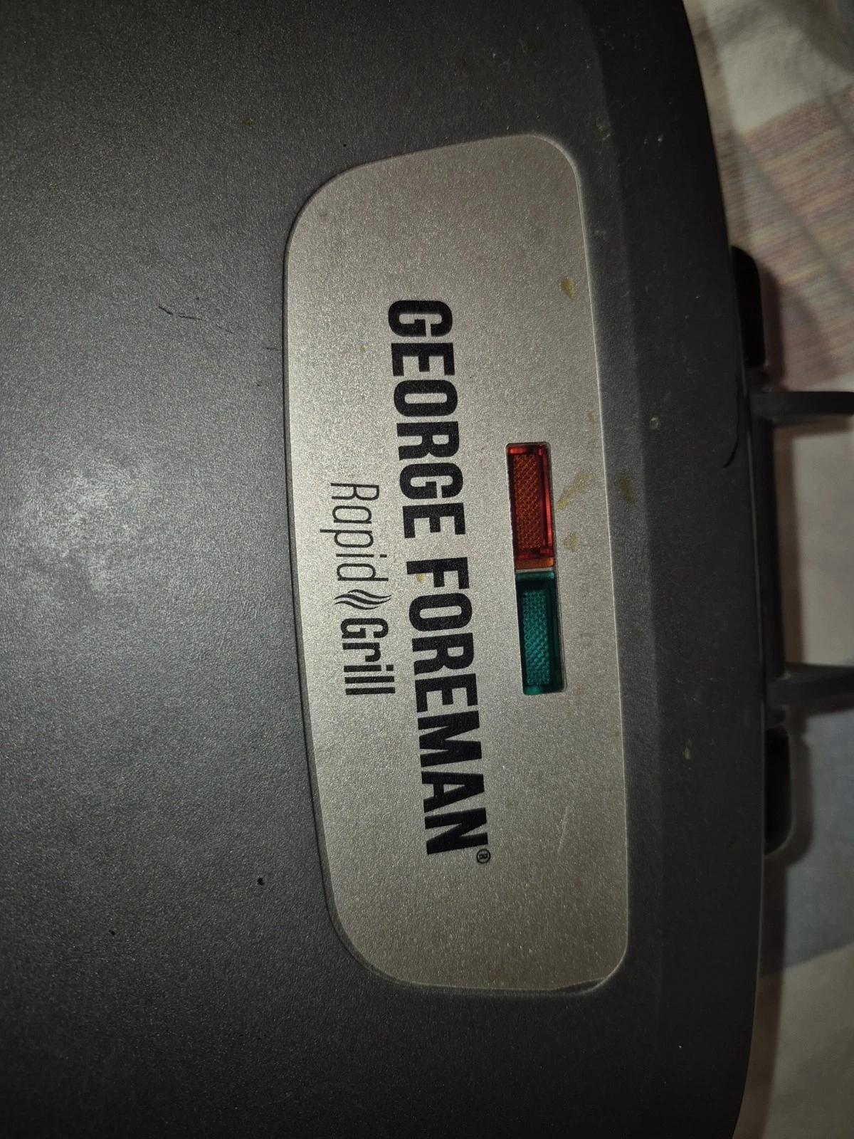 George Foreman 4-Serving Removable Plate Grill / Panini Press Silver GRP1060B
