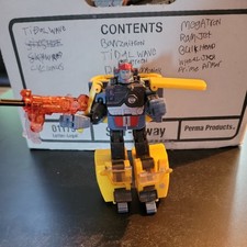 Transformers Hot Shot Energon Combat Class with missile