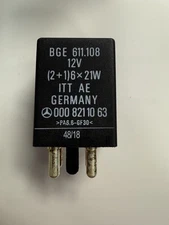 New Genuine Mercedes R107 W123 W126 Flasher Turn Signal Switch Relay 0008211063