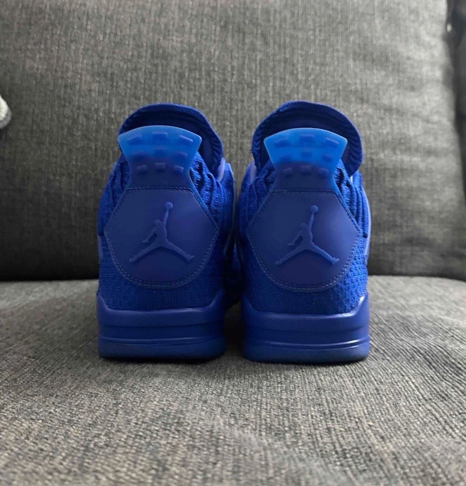 Talla 11.5 - Air Jordan 4 Retro Flyknit Hyper Royal Foto 4 de 4