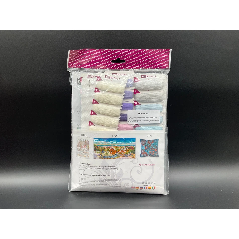 Riolis Winter Town Snowy Village Cross Stitch Kit Panel Cushion Town Design - Image 2 of 4