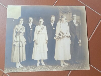 1900s Wedding/Formal Event Group Photo Men &  Women Dress 